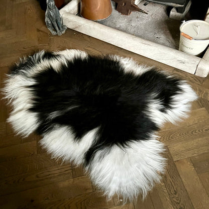 Icelandic Rare Breed YinYang Black & White Sheepskin Hide Unique Large 240102IL03