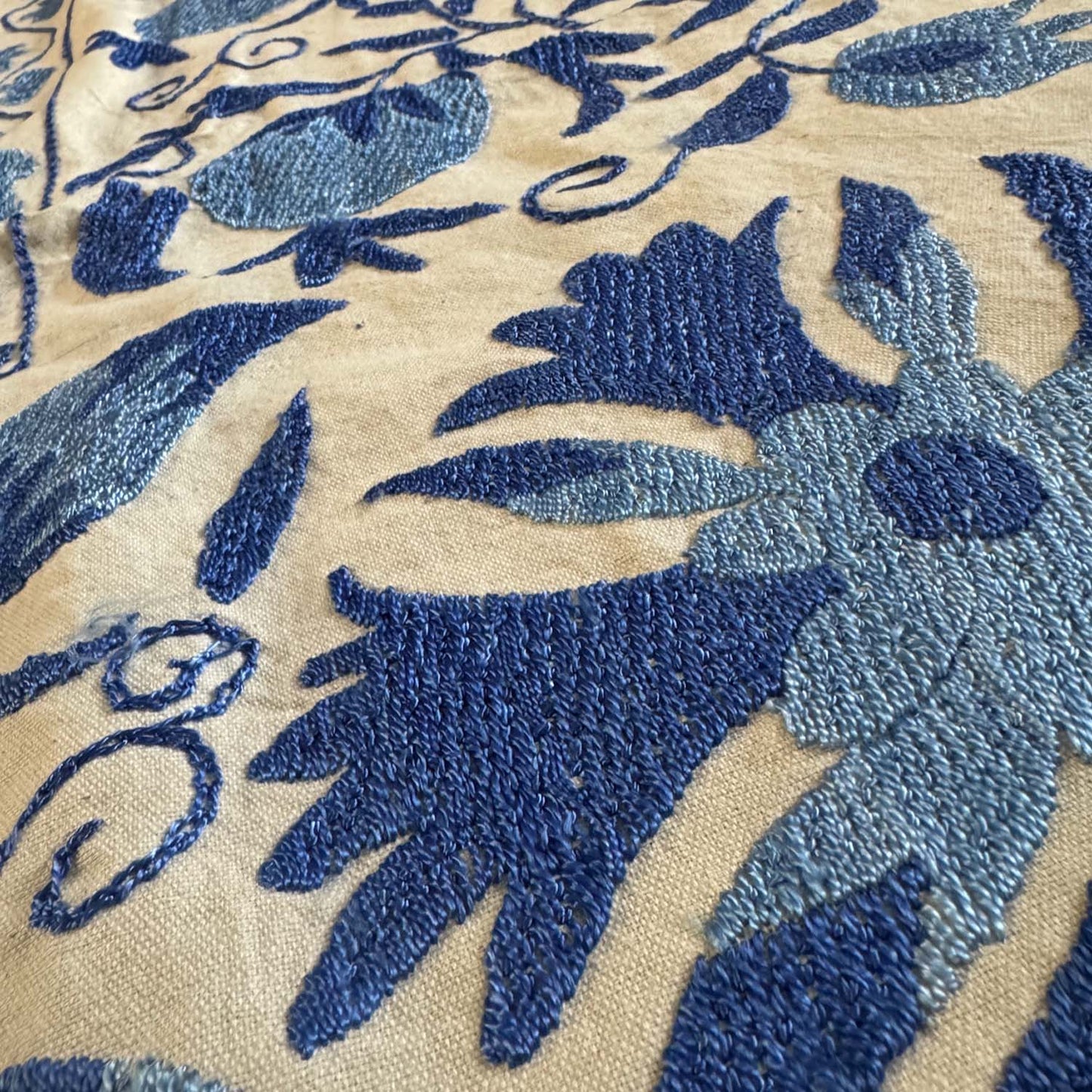 Ouzbeki Suzani Mur textile brodé à la main suspendu | Décoration intérieure | Coureur | 100 cm x 100 cm SUZ220518017