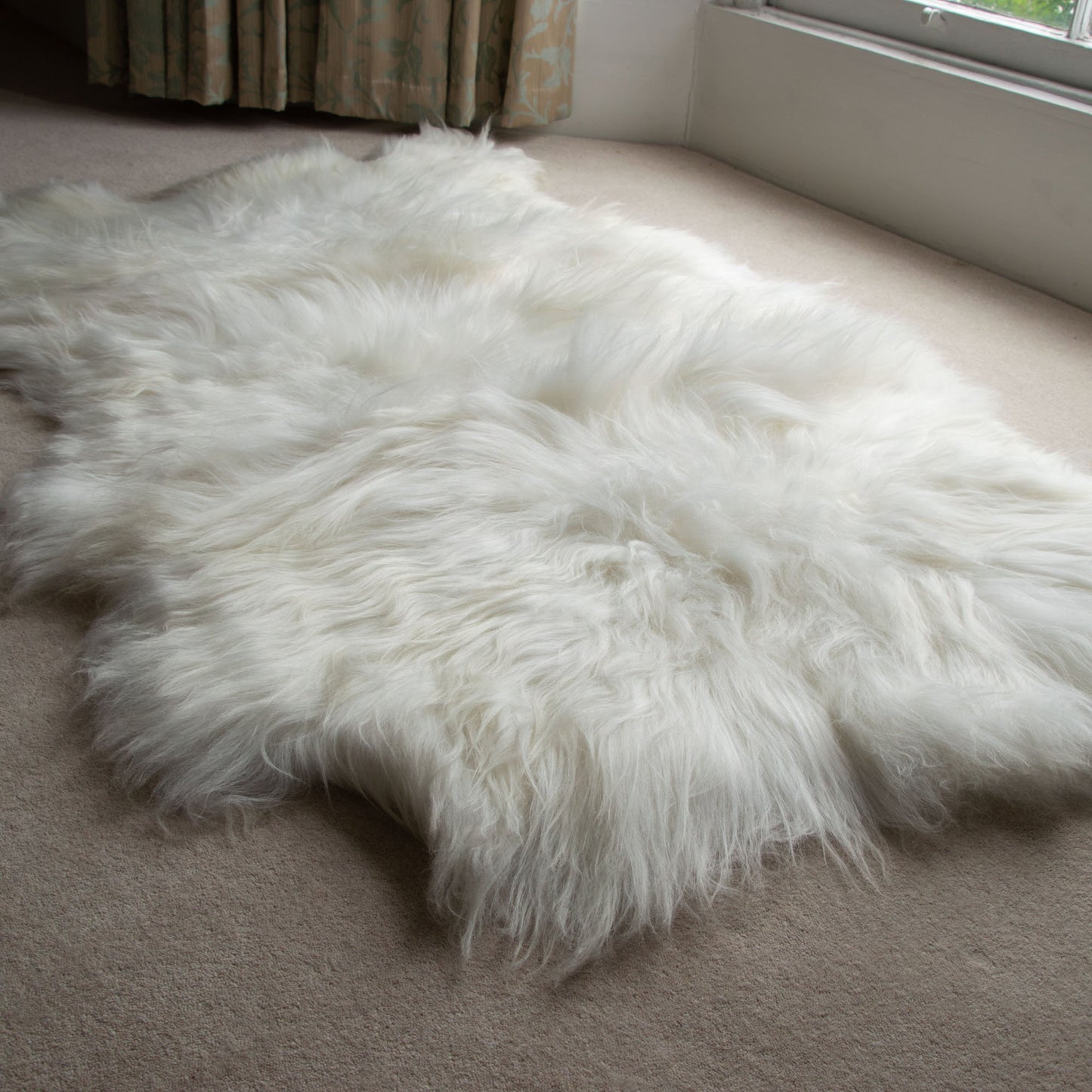 Icelandic Sheepskin Long Fur Rug 100% Natural White Sheep Skin Throw ALL SIZES available Double, Triple, Quad, Penta, Sexto, Octo - Wildash London