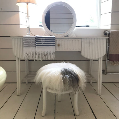 Icelandic Sheepskin Roundie Seat Cover Cream & Natural Grey Long 35cm - Wildash London