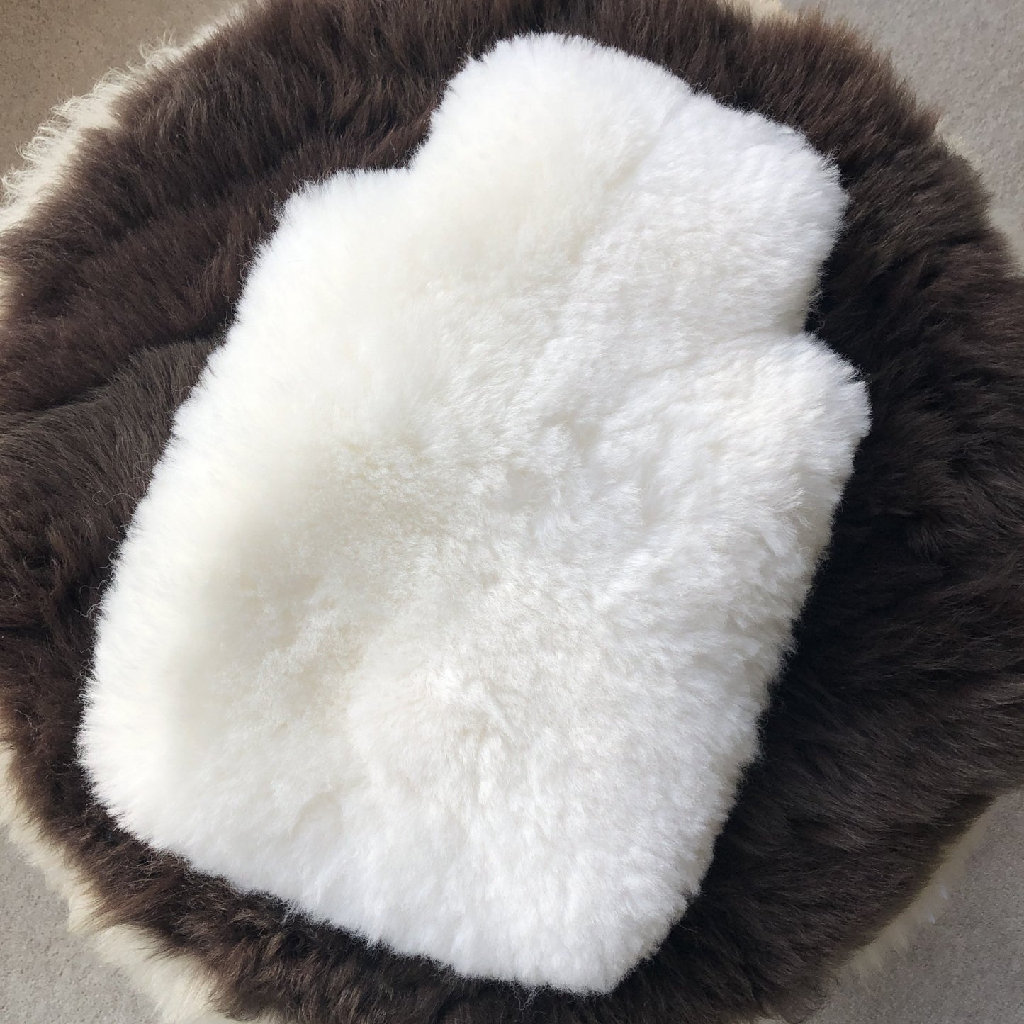 Sheepskin Hot Water Bottle, Hottie, Icelandic Natural White Fur, Christmas Gift for Her, for Him, Hygge, Sheep Skin, Home Decor, Luxury - Wildash London