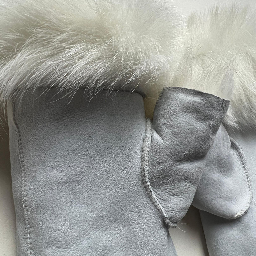 Tuscan Shearling Fingerless Reversible Sheepskin Gloves ::: Short Cuff ::: White - Wildash London