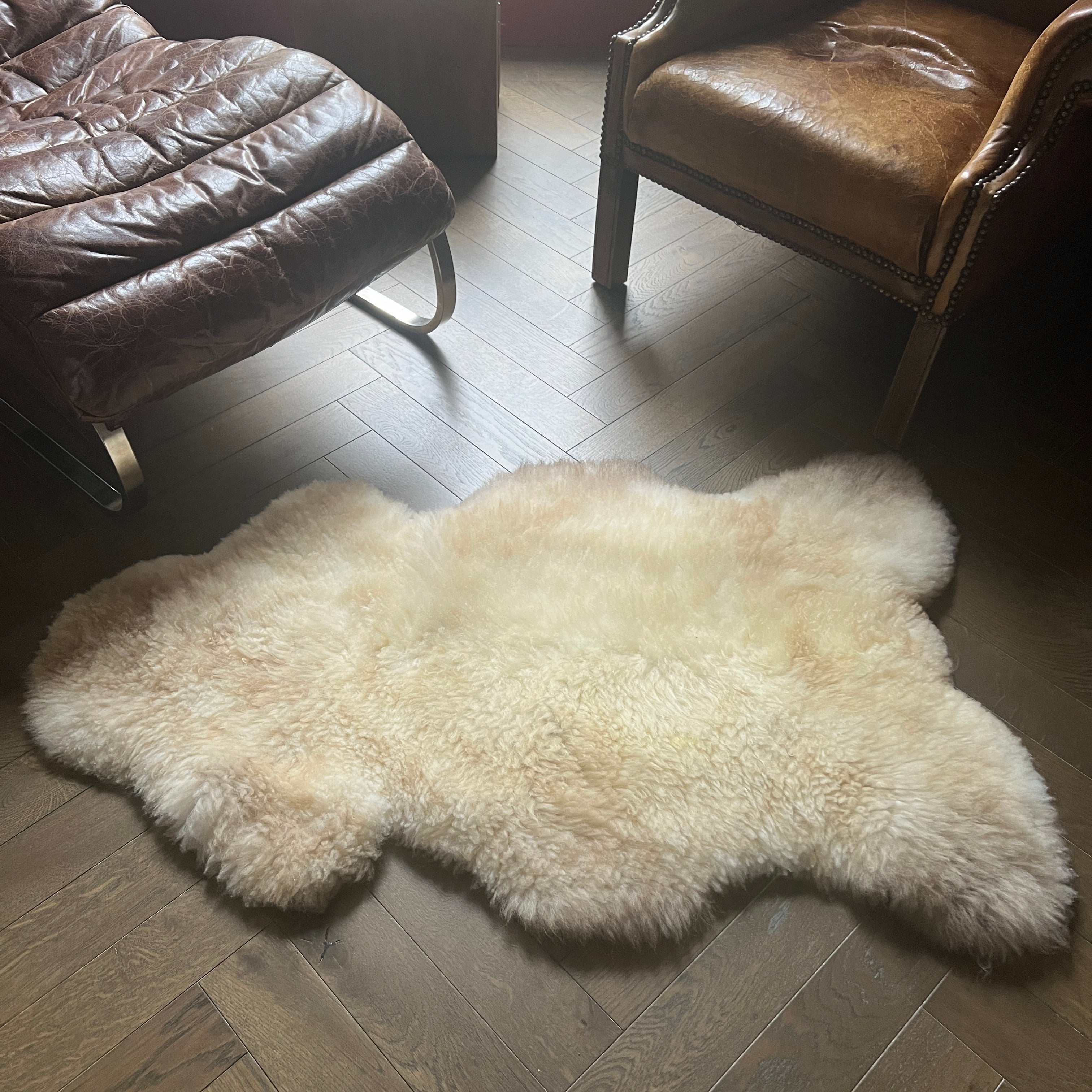 Tapis en peau de mouton mélangé champagne de race rare 100 % naturel élevé en liberté