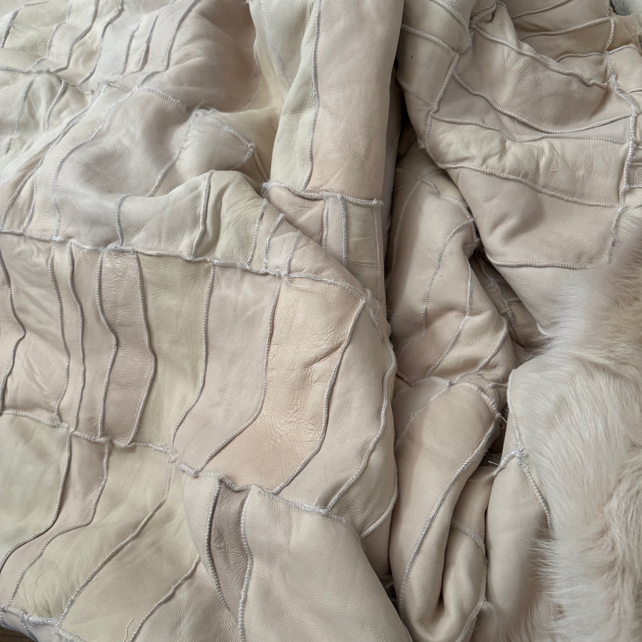 Warm Putty Beige Shearling Throw | Sheepskin Blanket | Rug | 241001