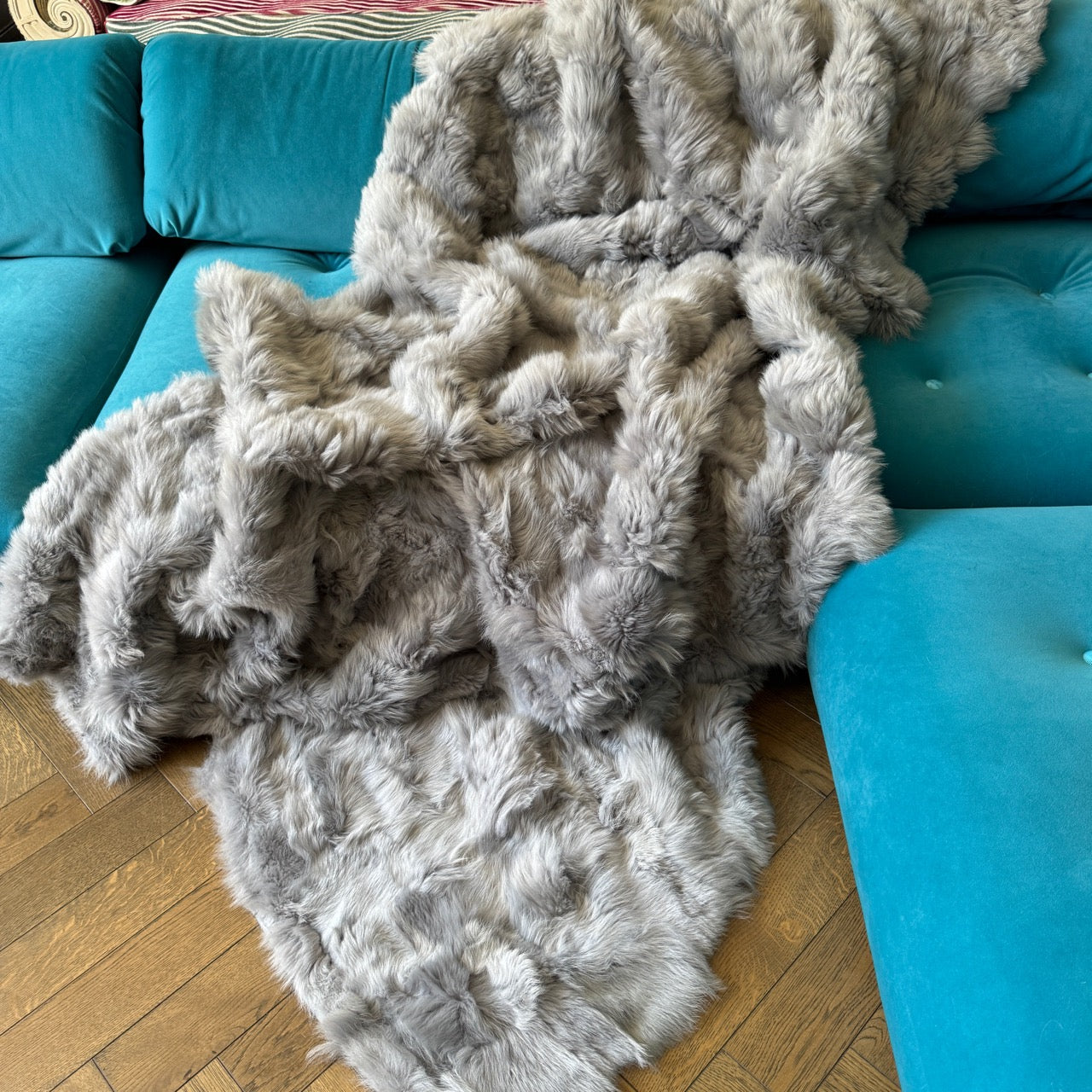 Light Grey Toscana Shearling Throw | Sheepskin Blanket | Rug | 140cm x 240cm | 241004LG