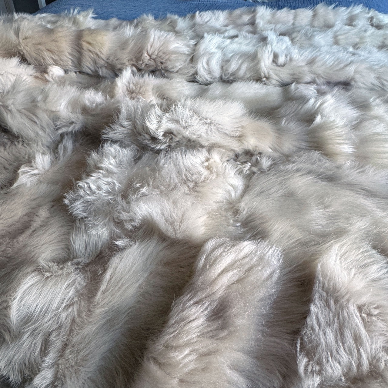 Warm Putty Beige Shearling Throw | Sheepskin Blanket | Rug | 241001