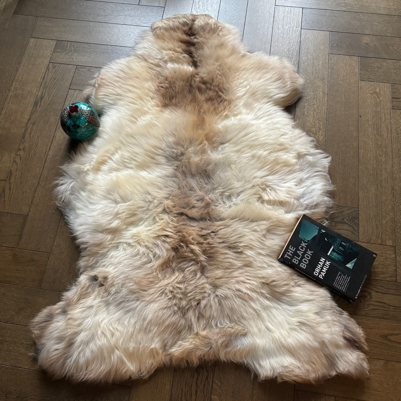 British Rare Breed Sheepskin Hide Unique Large 241127-07RB