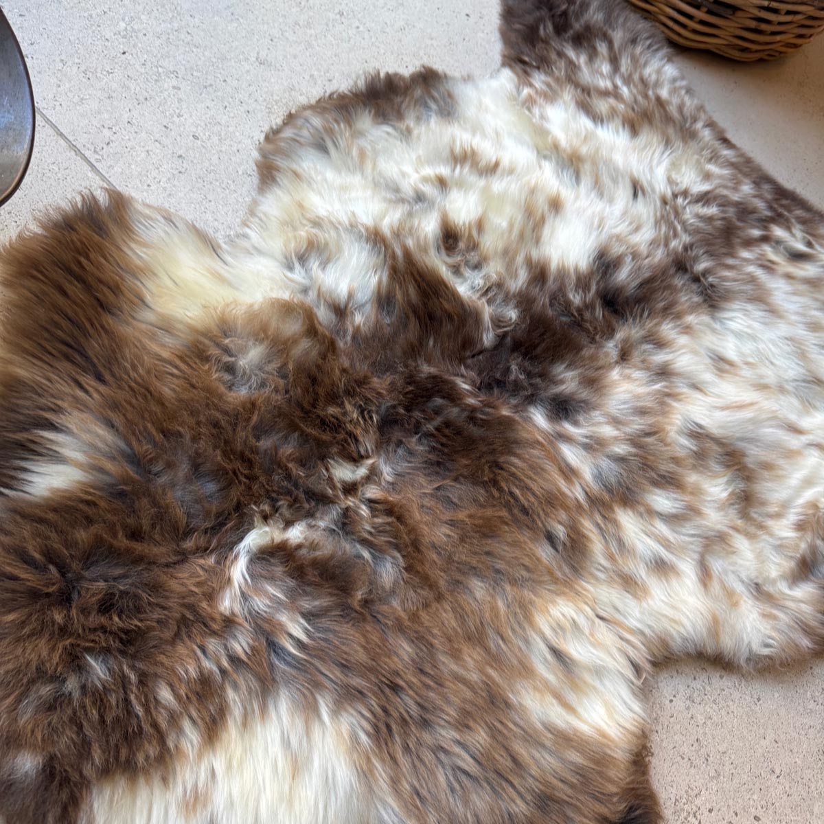 Large Rare Breed British Sheepskin – Dark Cocoa & Almond Marble