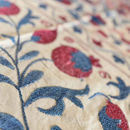 Ouzbeki Suzani Mur textile brodé à la main suspendu | Décoration intérieure | Coureur | 100 cm x 100 cm SUZ220518017