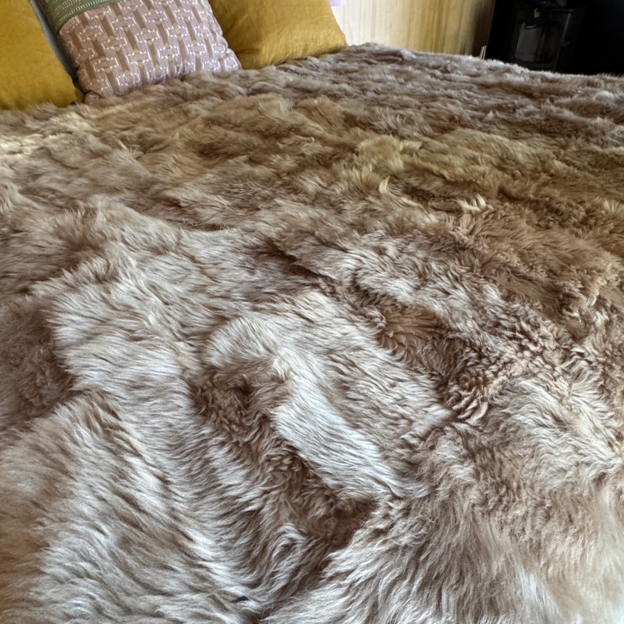Light Caramel Toscana Shearling Throw | Sheepskin Blanket | Rug | 160cm x 230cm