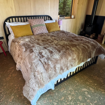 Light Caramel Toscana Shearling Throw | Sheepskin Blanket | Rug | 160cm x 230cm