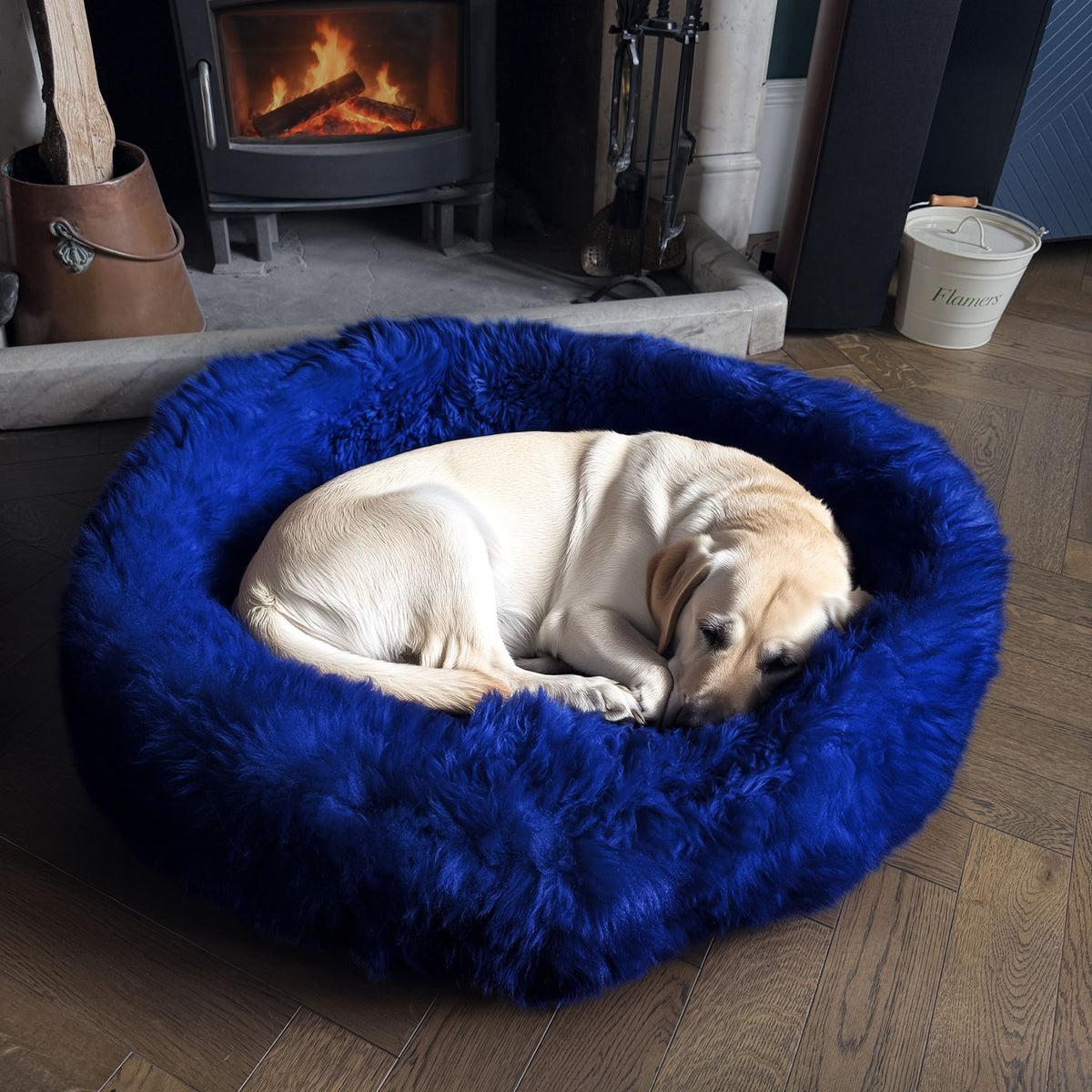 British Sheepskin Round Pet Bed