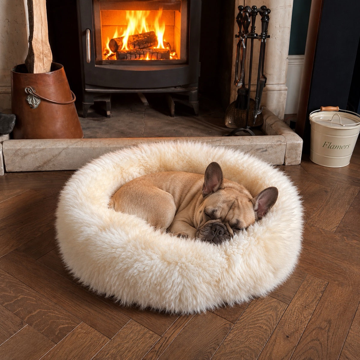 British Sheepskin Round Pet Bed