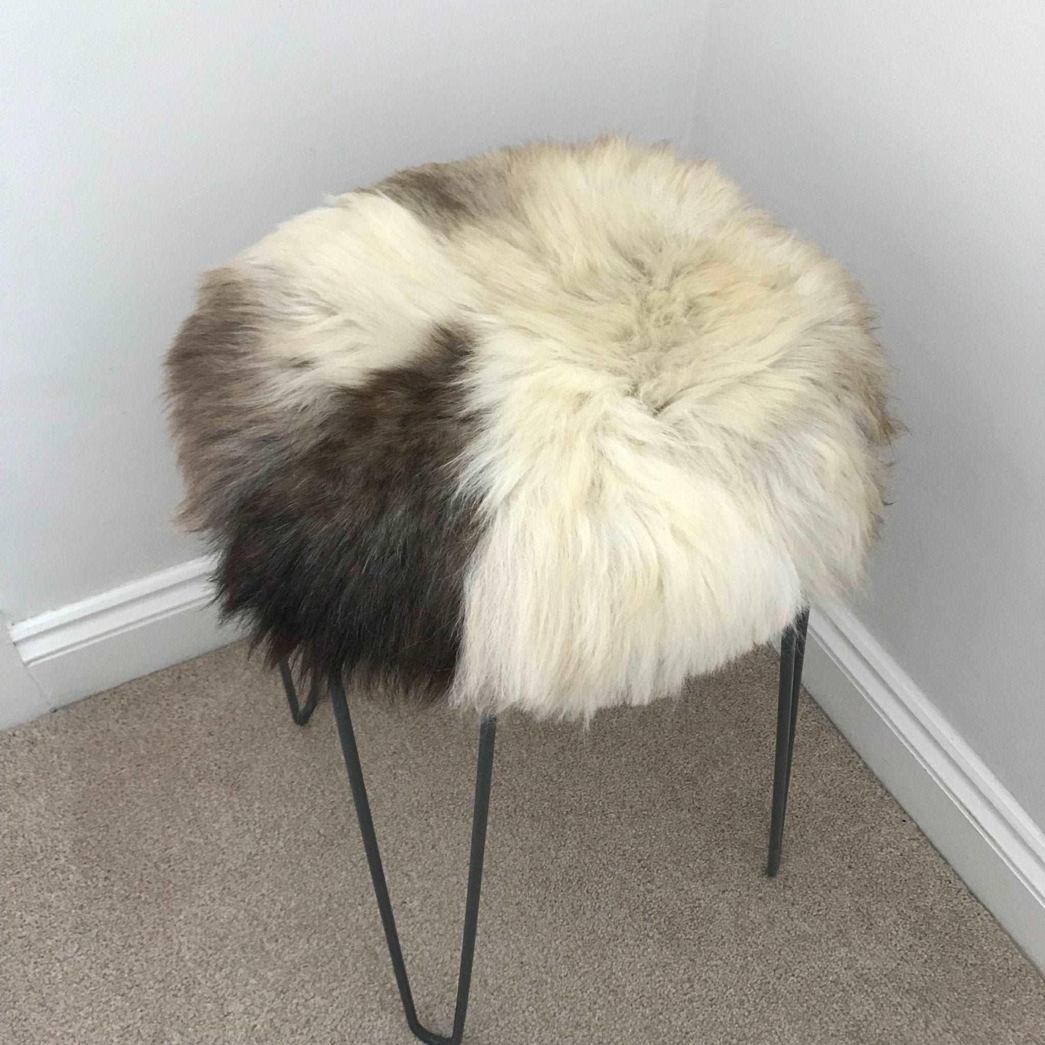 100% Genuine Real Sheepskin Seat Pad British Roundie 35cm Cream / Light Browns - Wildash London