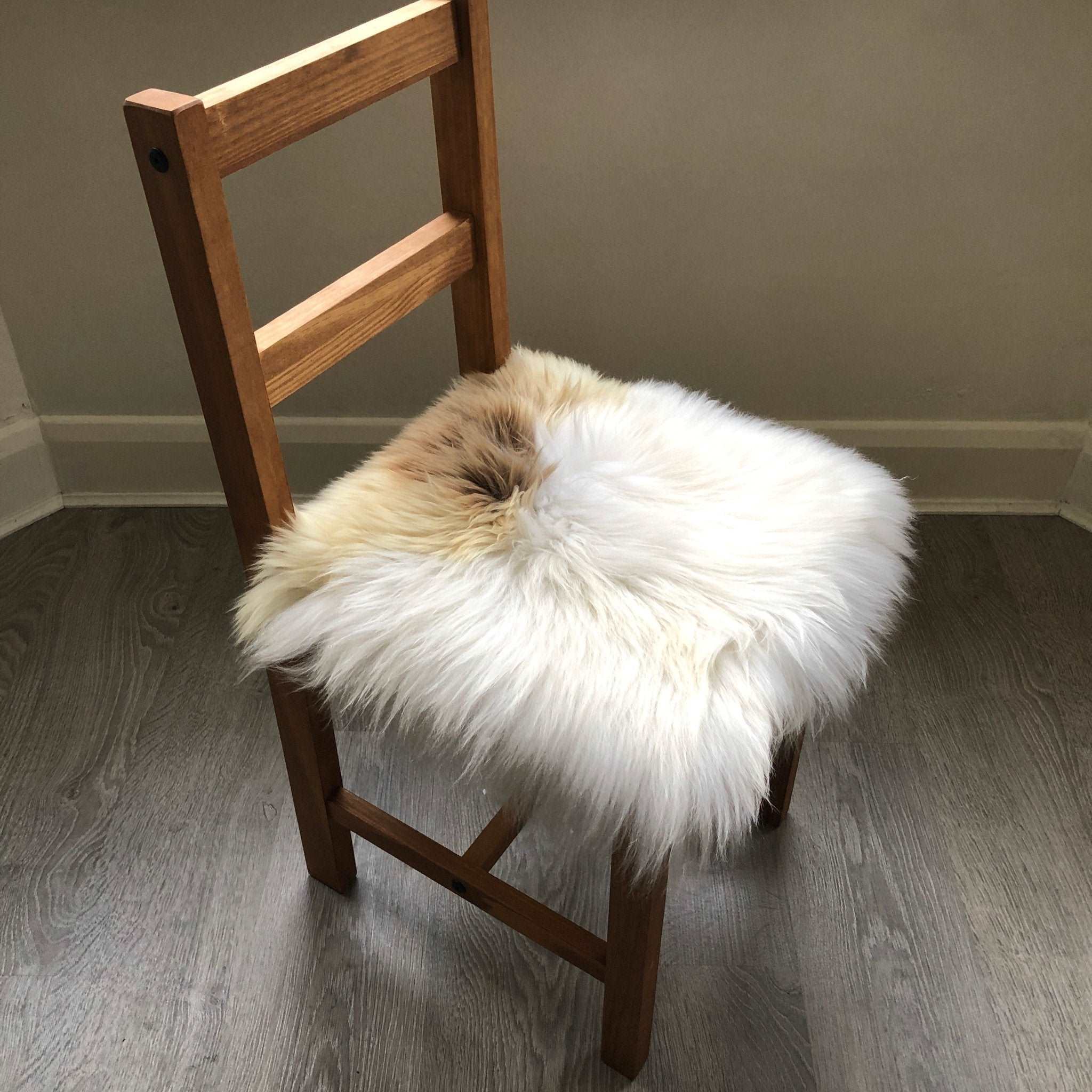 100% Genuine Real Sheepskin Seat Pad British Square 37cm Lights Cream / Browns - Wildash London