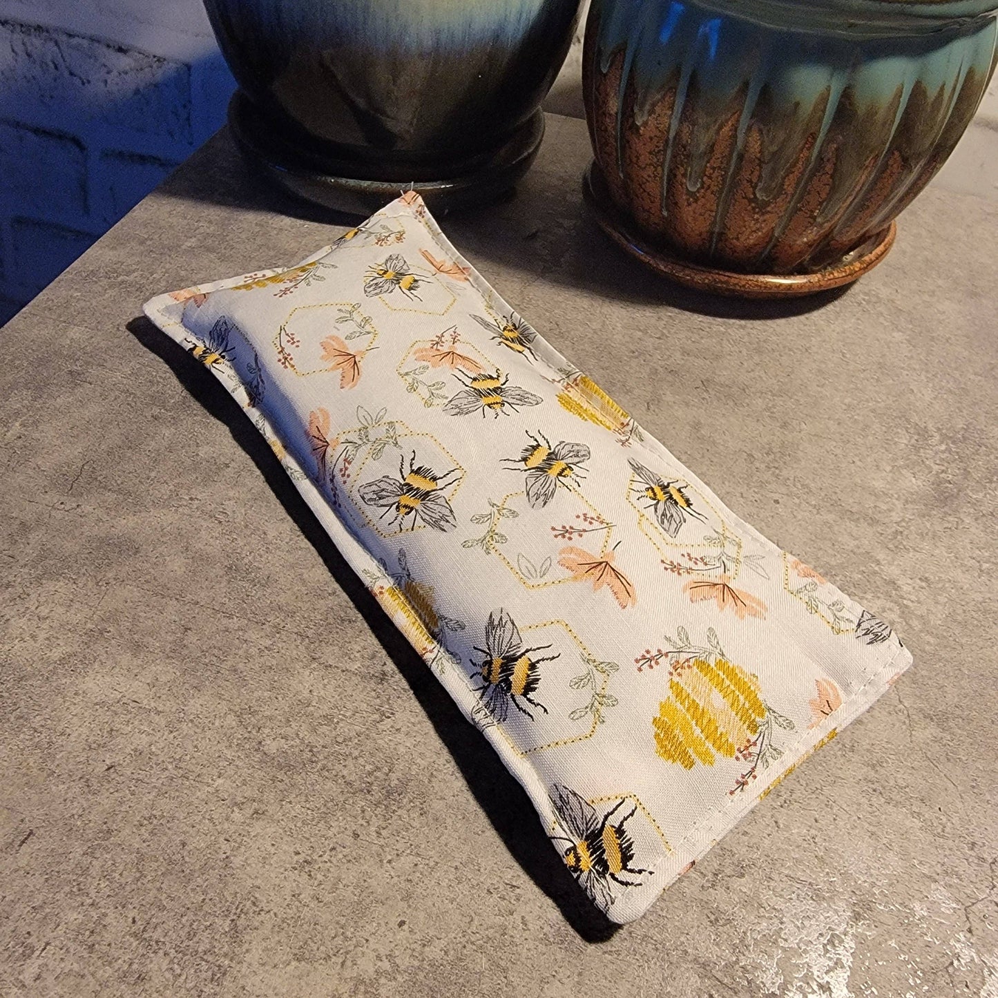 Aromatherapy Hot/Cold Weighted Eye Pillow - Soothing Pattern: Lavender Flowers / Flaxseed / BumbleBees