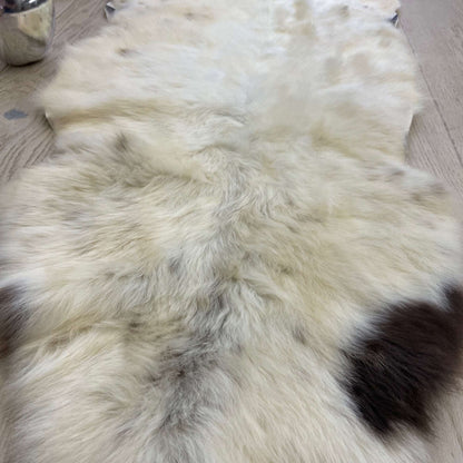 Albanian Ultra-Soft Natural Sheepskin Medium 1205ALBM03 - Wildash London