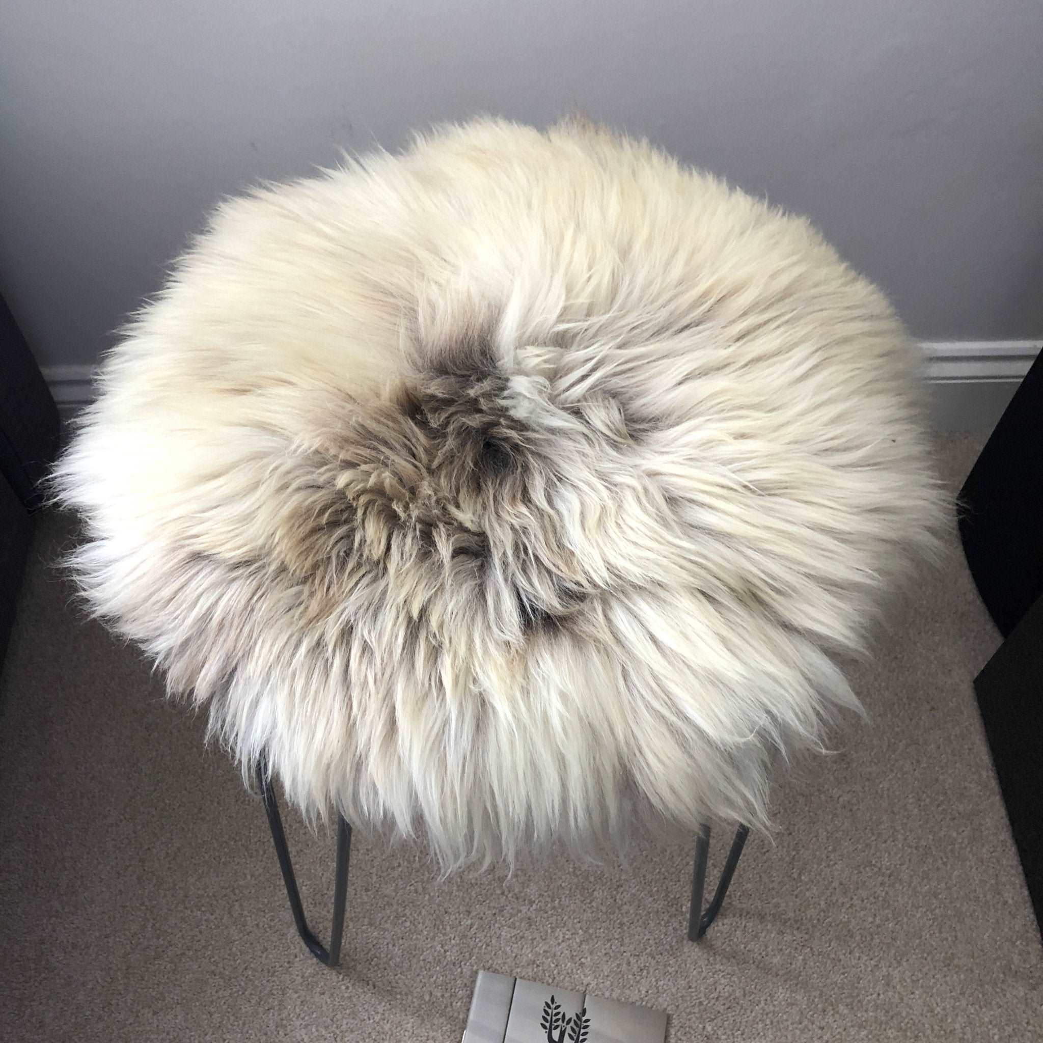 British Sheepskin Roundie Brindle Mix Natural ::: Seat Cover 35cm - Wildash London