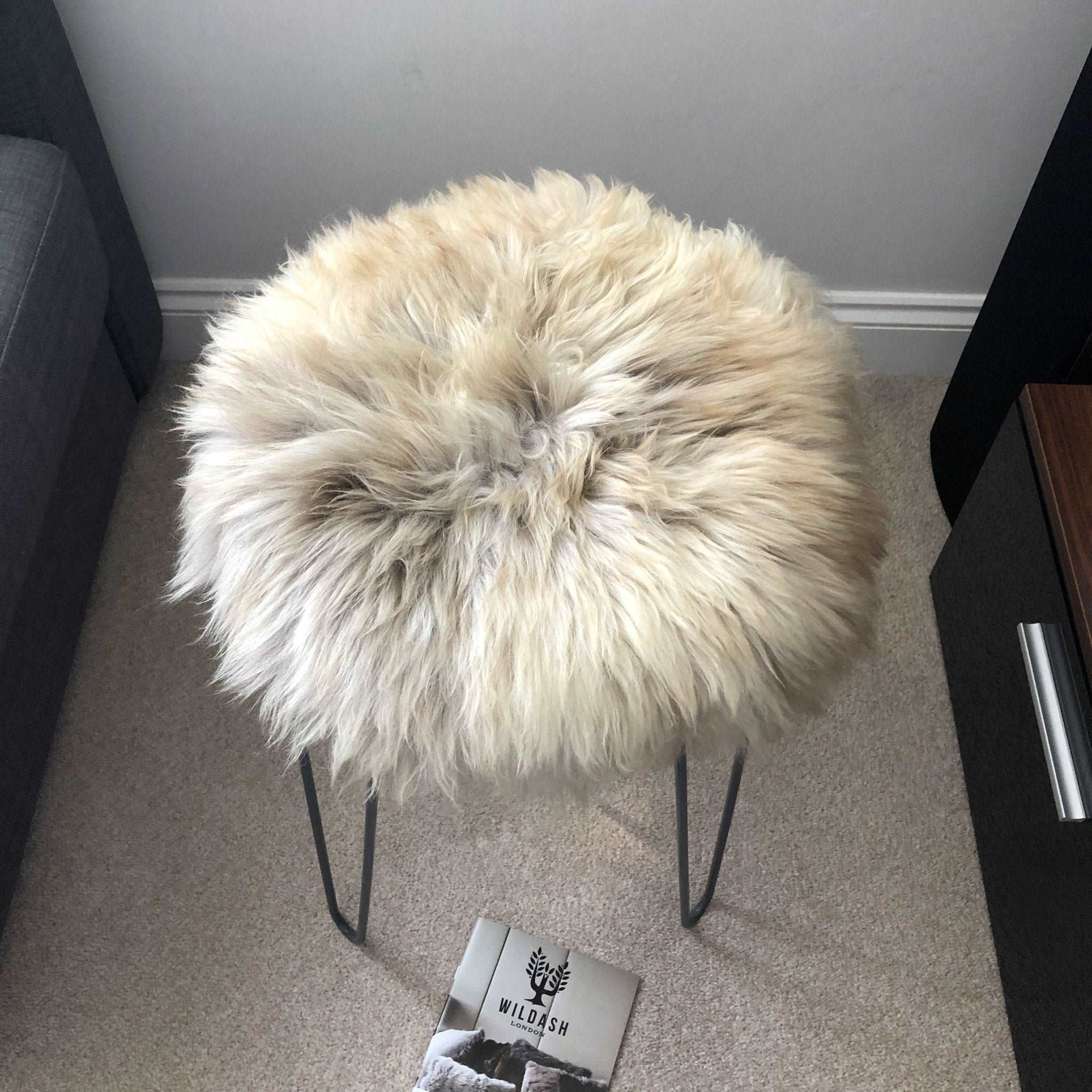 British Sheepskin Roundie Brindle Mix Natural ::: Seat Cover 35cm - Wildash London