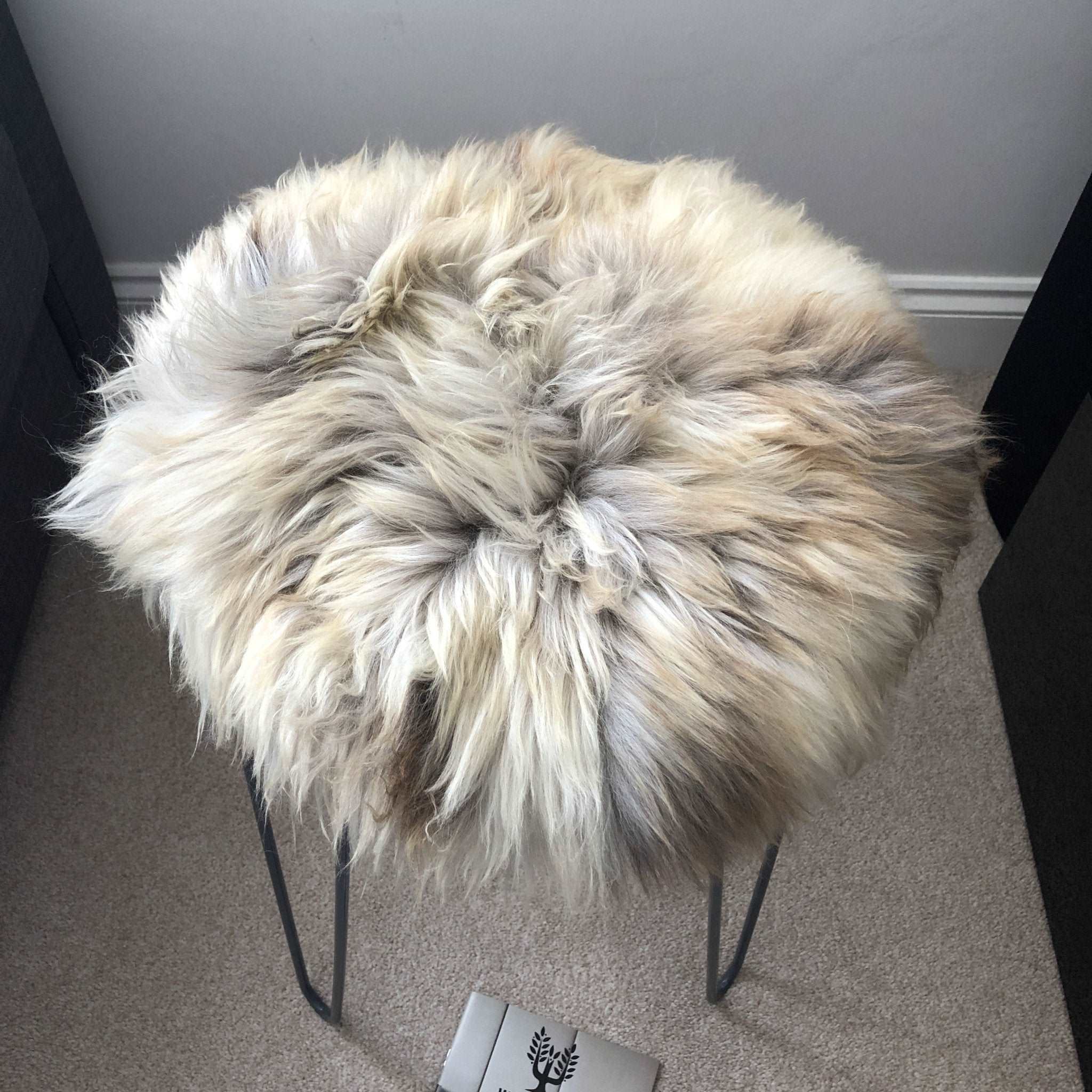 British Sheepskin Roundie Brindle Mix Natural ::: Seat Cover 35cm - Wildash London