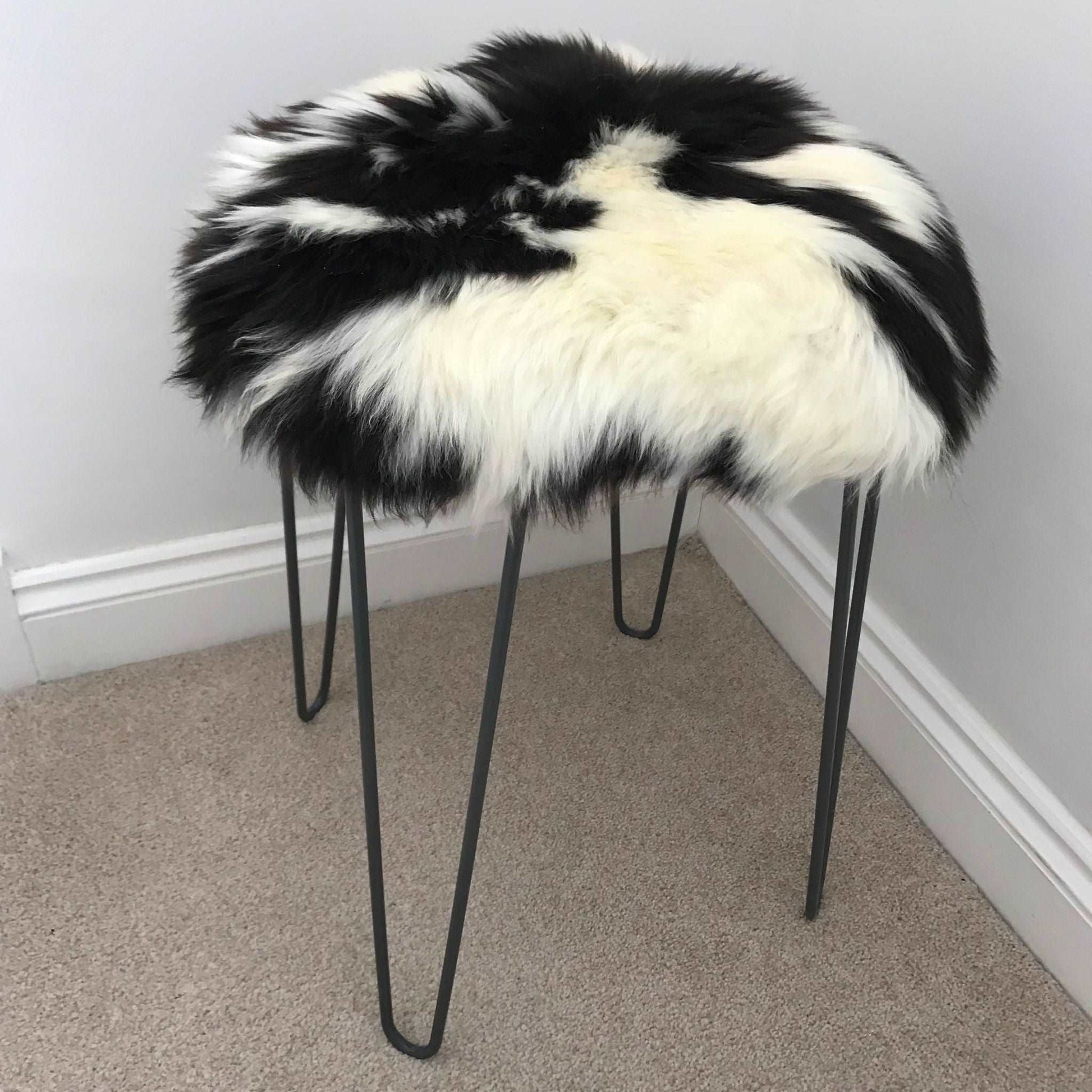 British Sheepskin Roundie Natural Spotted ::: Seat Cover 35cm - Wildash London