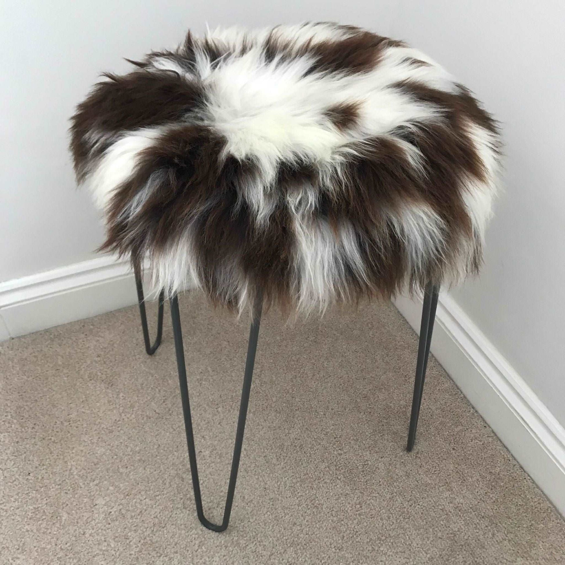 British Sheepskin Roundie Natural Spotted ::: Seat Cover 35cm - Wildash London