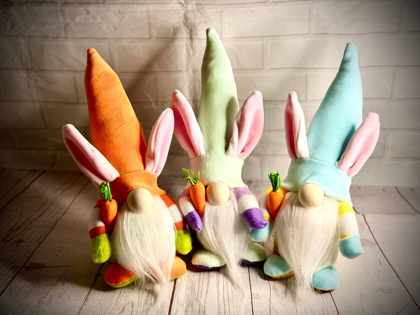 Gnomes de lapin de Pâques faits à la main : Bleu