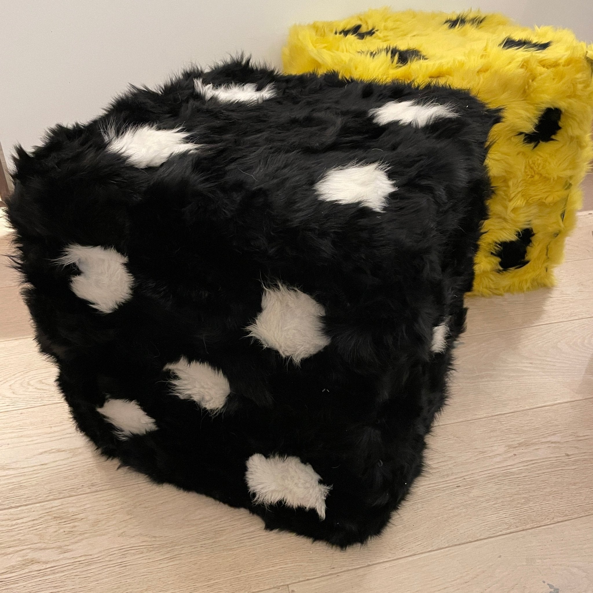 Furry Dice Pouffe Toscana Shearling - Black - Wildash London