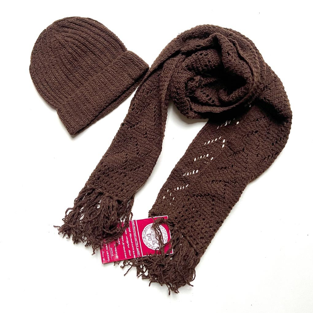 Hand-knitted Cashmere Scarf & Hat Set | Chocolate Brown - Wildash London
