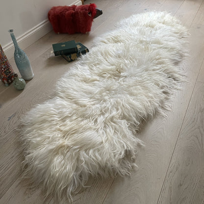 Icelandic Sheepskin Long Fur Rug 100% Natural White Sheep Skin Throw ALL SIZES available Double, Triple, Quad, Penta, Sexto, Octo - Wildash London