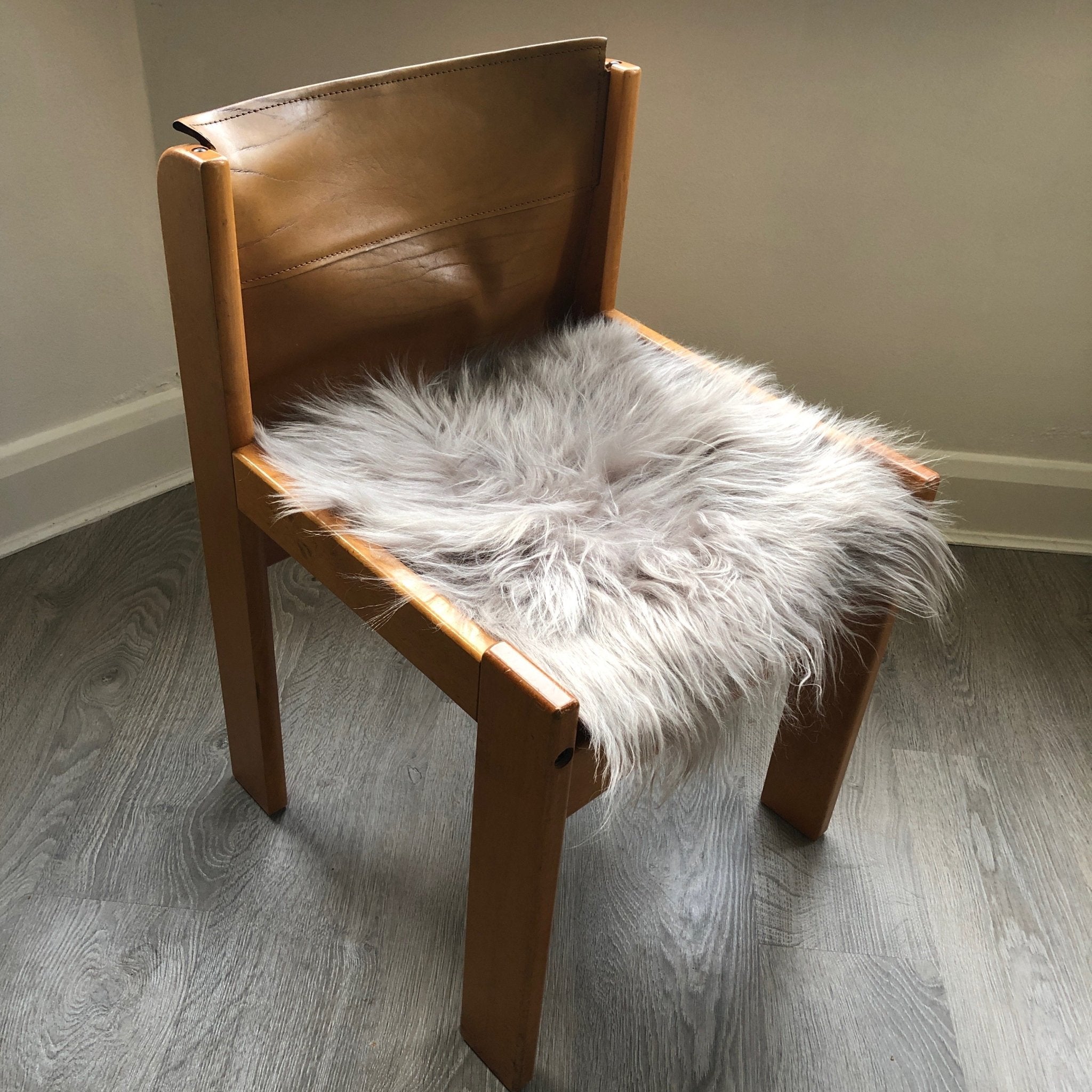 Icelandic Sheepskin Square Seat Cover 37cm Dove Grey - Wildash London