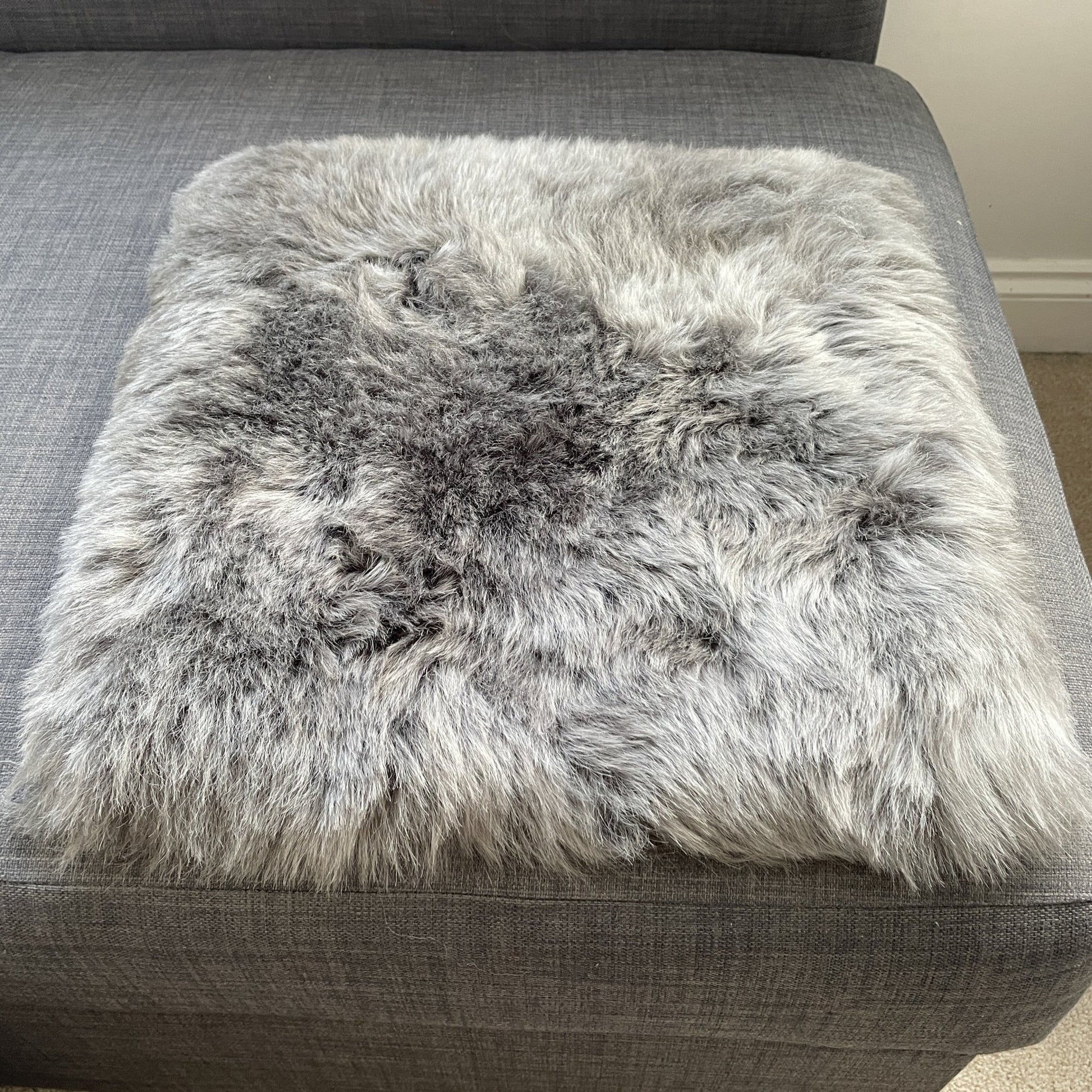 Icelandic Sheepskin Square Seat Cover 37cm Warm Grey Shorn - Wildash London