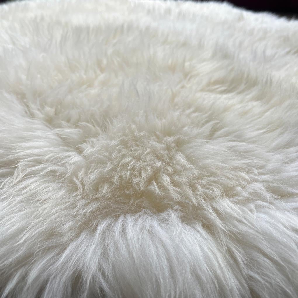 Round Soft British Sheepskin Rug Ivory Cream White 110cm | Wildash London