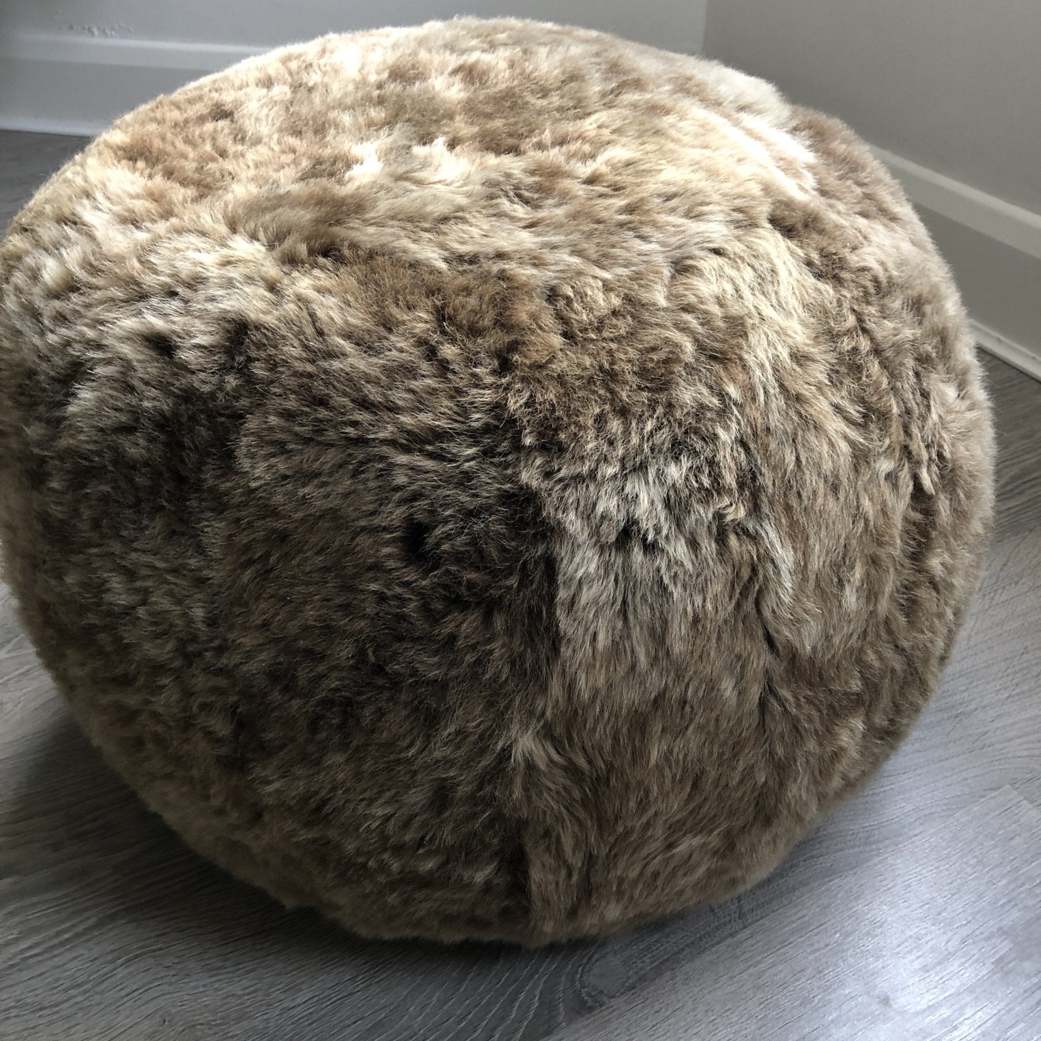 The Boule Icelandic Sheepskin Pouffe - Wildash London