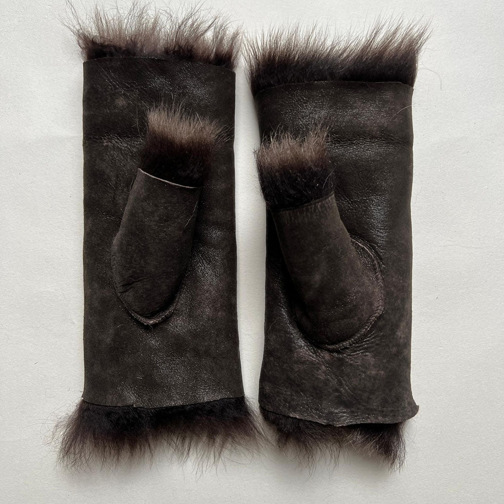 Tuscan Shearling Fingerless Reversible Sheepskin Gloves ::: Short Cuff ::: Distressed Brown - Wildash London