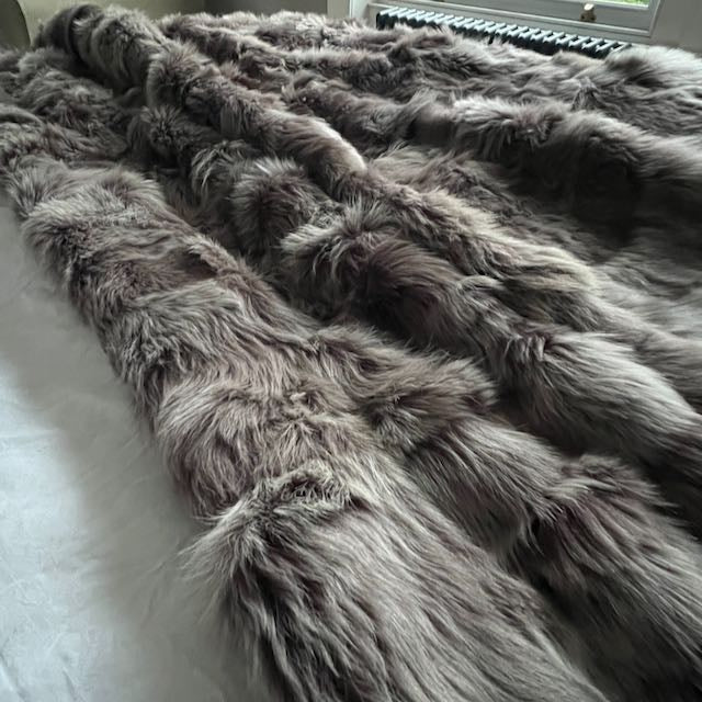 Tuscan Shearling Throw | Fur Blanket | Sheepskin Rug | Rich Mink - Wildash London