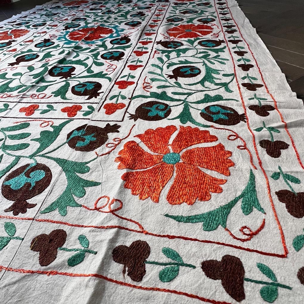 Uzbeki Suzani Hand Embroidered Textile Wall Hanging | Home Décor | Throw | 140cm x 200cm SUZ092904 - Wildash London