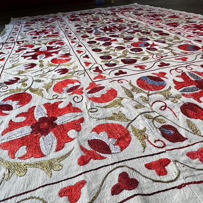 Uzbeki Suzani Hand Embroidered Textile Wall Hanging | Home Décor | Throw | 140cm x 205cm SUZ092905 - Wildash London