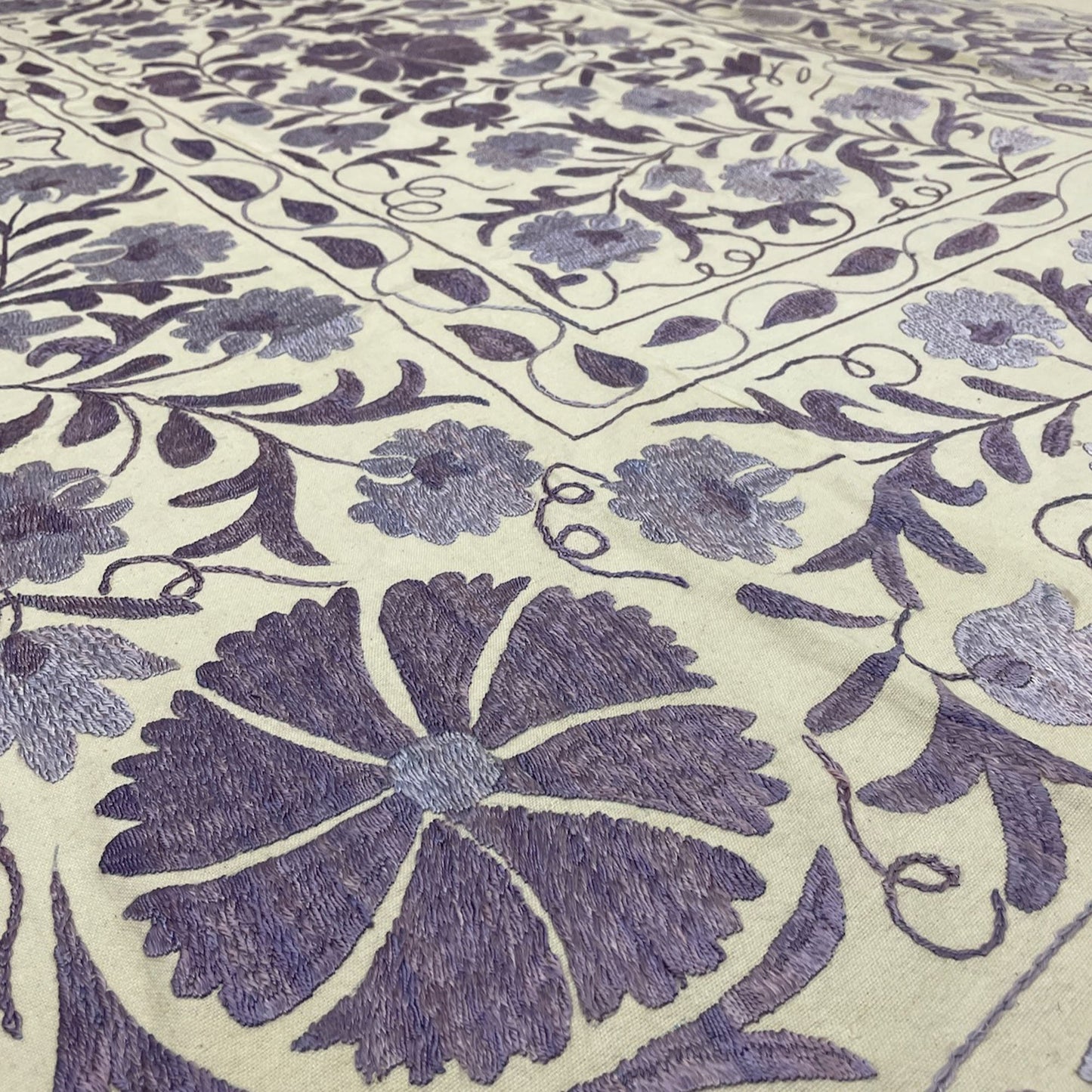 Uzbeki Suzani Hand Embroidered Textile Wall Hanging | Home Décor | Throw | 140xm x 205cm SUZ1205007 - Wildash London