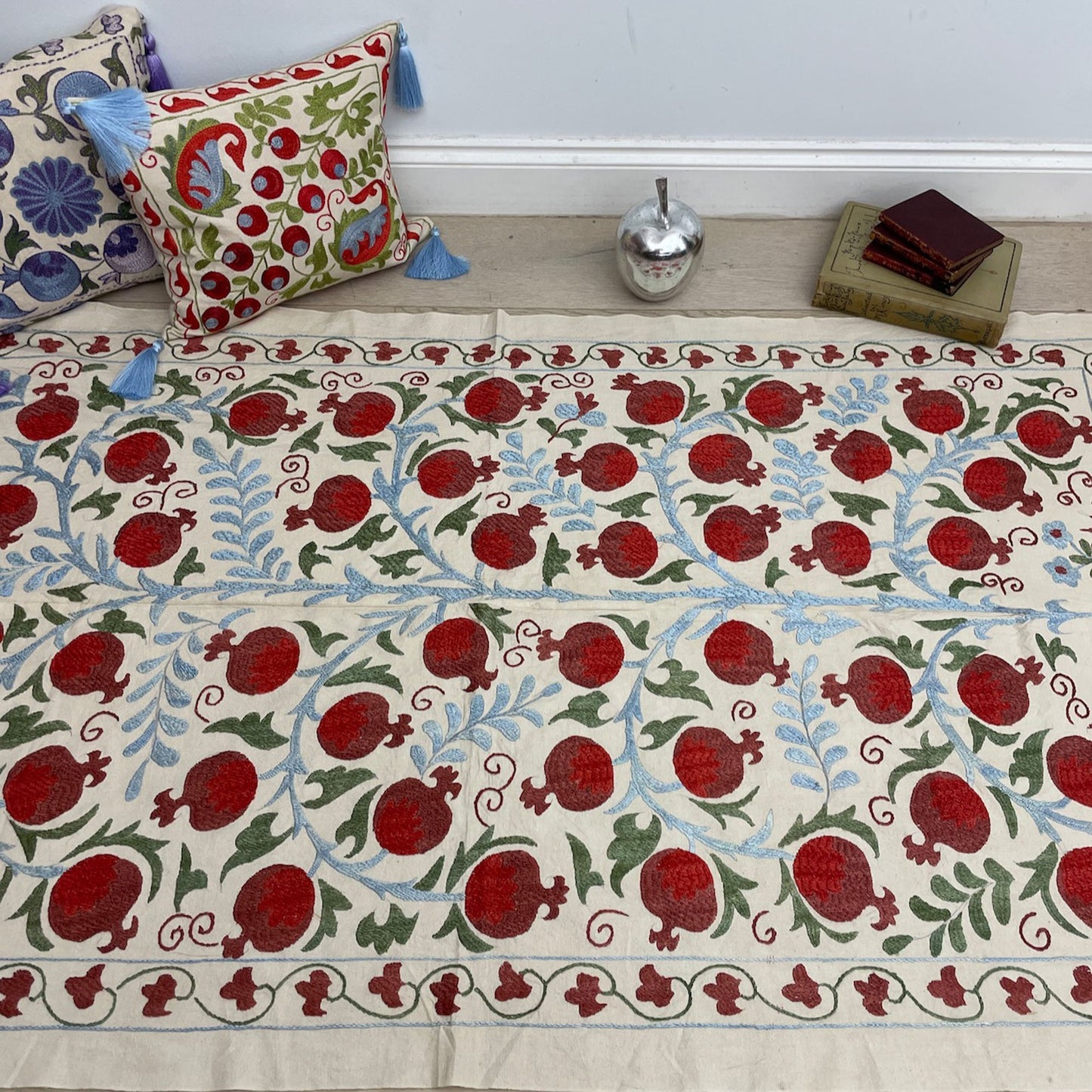 Uzbeki Suzani Hand Embroidered Textile Wall Hanging | Home Décor | Throw | 50cm x 100cm SUZ1205009 - Wildash London