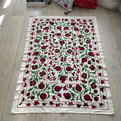 Uzbeki Suzani Hand Embroidered Textile Wall Hanging | Home Décor | Throw | 98cm x 135cm SUZ220518004 - Wildash London