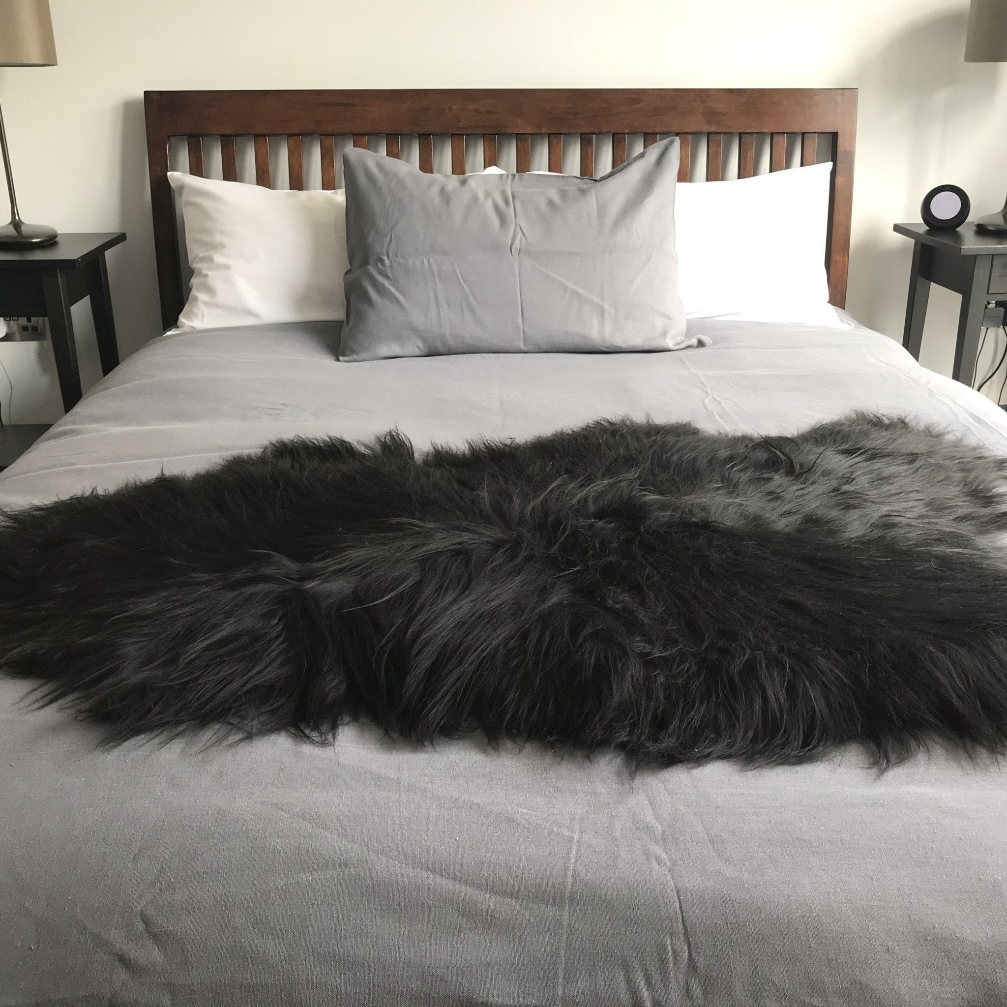 Icelandic Natural Black Eco Sheepskin Rug 100% Undyed - Wildash London