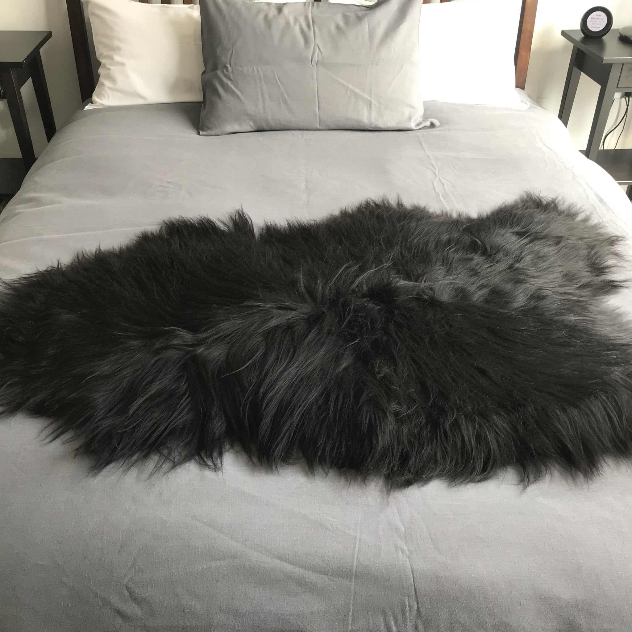 Icelandic Natural Black Eco Sheepskin Rug 100% Undyed - Wildash London