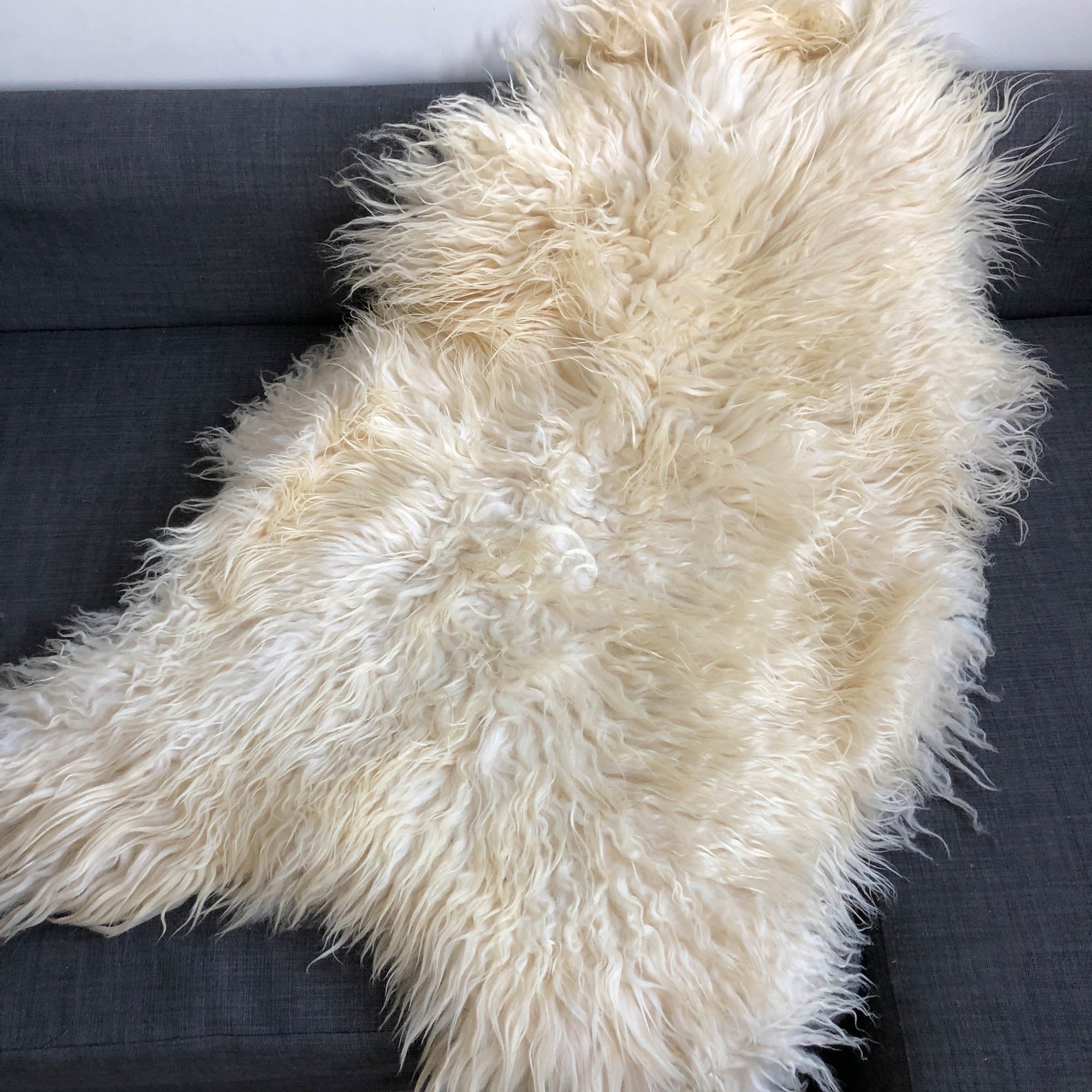 Icelandic Curly White Sheepskin Rug 100% Natural Sheep Skin Throw - Wildash London